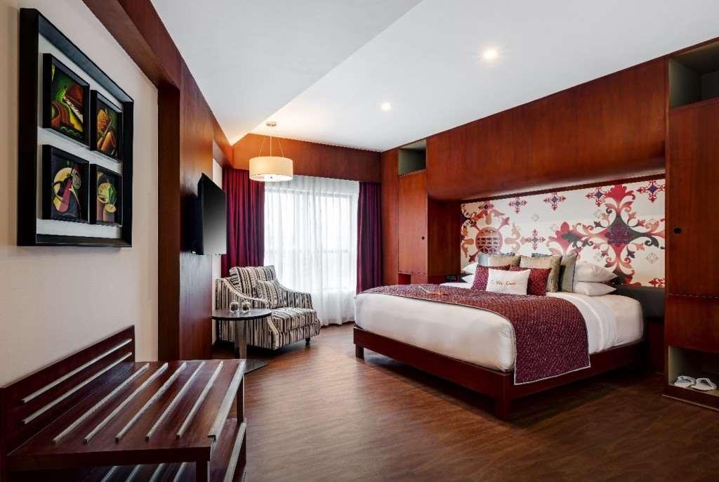 Zone By The Park, Orr, 4*