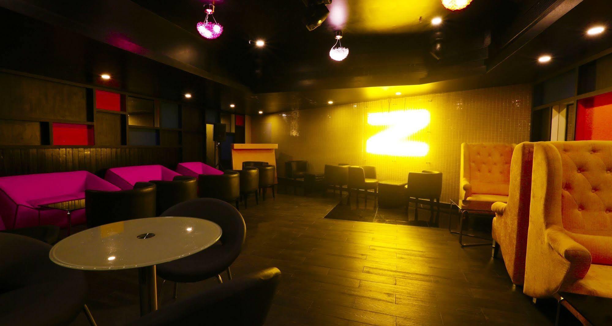 Zone By The Park, Orr, Hotel